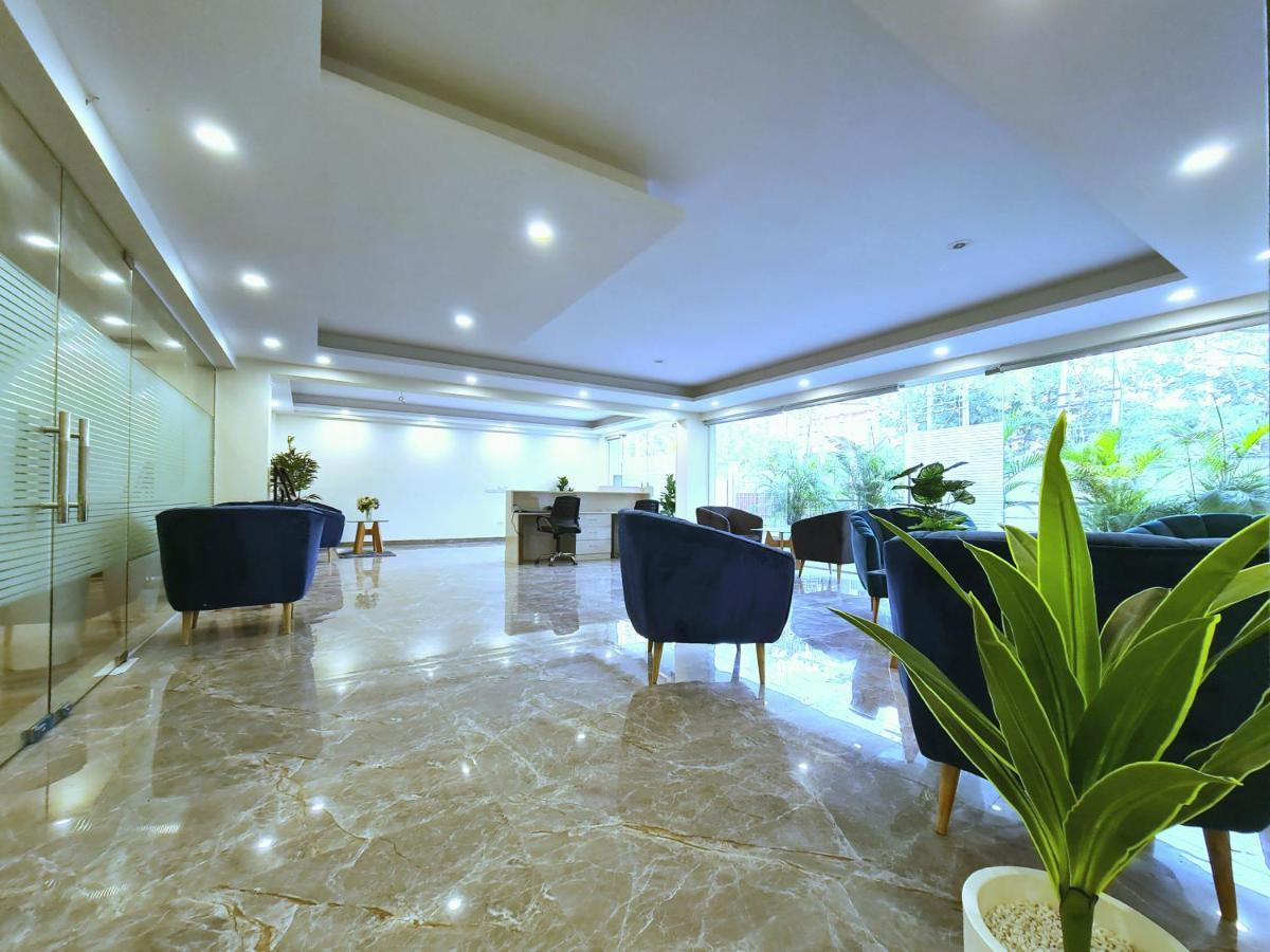 Hotel Golf View Sakura-Golf Course Road Gurgaon Zewnętrze zdjęcie